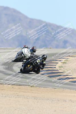 media/Oct-05-2025-CVMA (Sun) [[beeef4f201]]/Race 11-500-400(4)-350 Supersport/